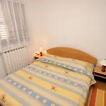 Apartamento With A Parking Space Rabac, Labin - 7660