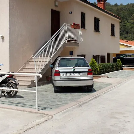 With A Parking Space Rabac, Labin - 7660 ラバック