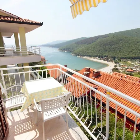 Apartment With A Parking Space Rabac, Labin - 7660 *