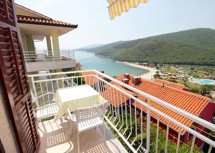 Appartamento With A Parking Space Rabac, Labin - 7660 *